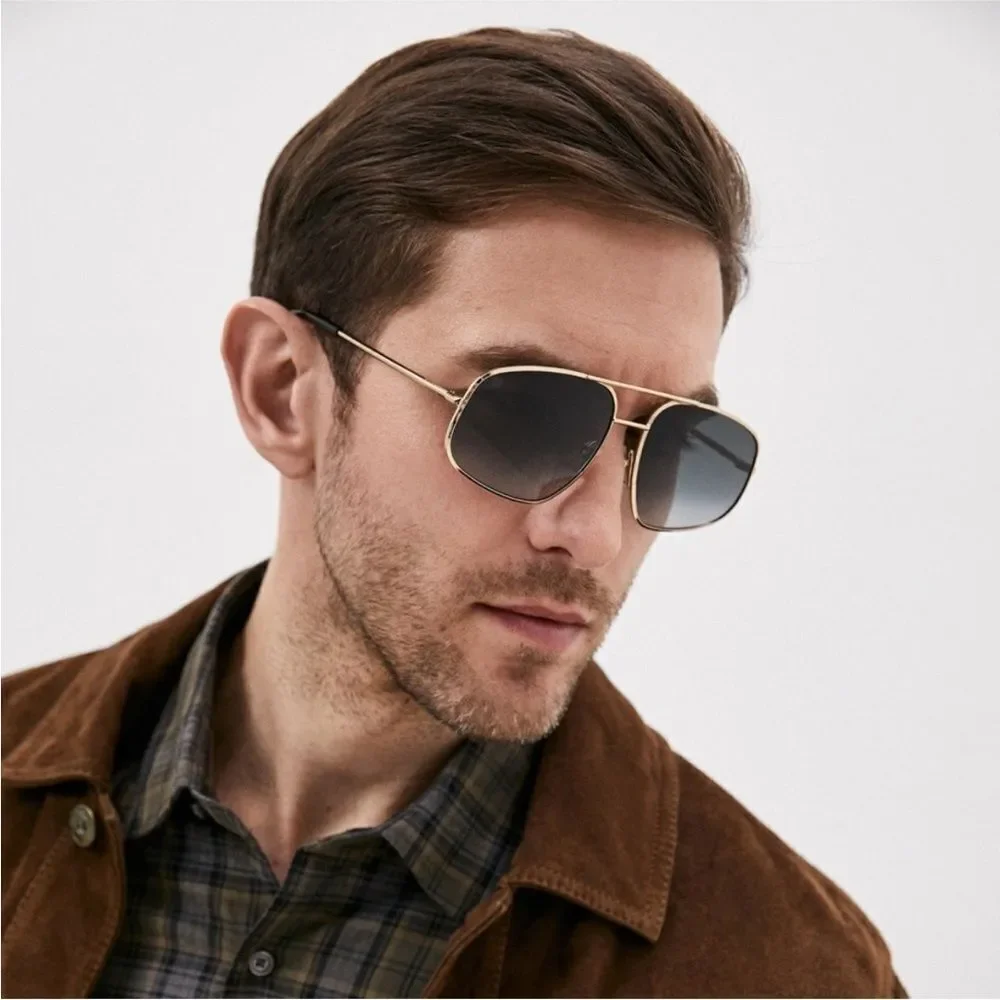 Givenchy Gradient Unisex Aviator sunglasses model GV 7193/S & Case $560
